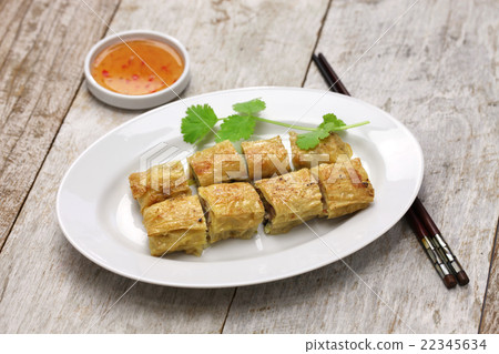 Deep fried shrimp with yuba Deep fried shrimp with yuba 22345634