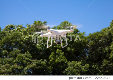 Drone to hover 22350872