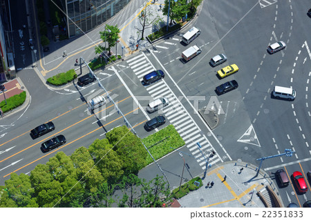 大阪梅田新路交叉口 22351833