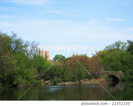 Central Park 22352250