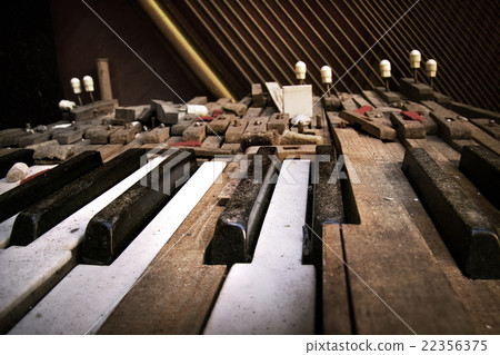 Old broken piano Old broken piano 22356375