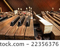 Old broken piano 22356376