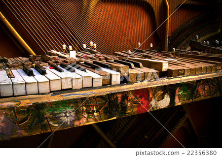 Old broken piano Old broken piano 22356380