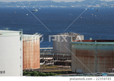 Oil refinery Oil refinery 22359785