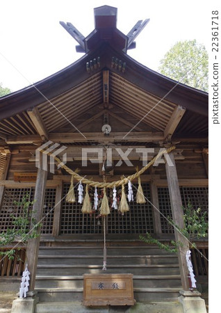 Shinshu Kamiina神社在Tatsuno-cho北海道新美神社Tengu Festival是非物質文化財產指定禮拜堂垂直剖面 Shinshu Kamiina神社在Tatsuno-cho北海道新美神社Tengu Festival是非物質文化財產指定禮拜堂垂直剖面 22361718