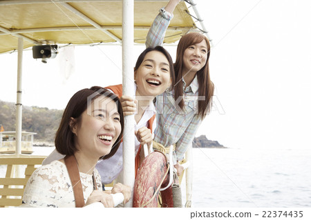 A woman enjoying traveling A woman enjoying traveling 22374435
