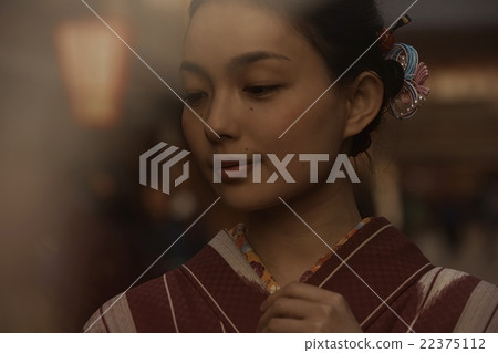 和服女性肖像 22375112