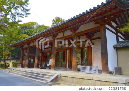 Toshodaiji Temple's "South Gate (Reconstruction)" (13-46 Gojo-cho, Nara City, Nara Prefecture) Toshodaiji Temple's "South Gate (Reconstruction)" (13-46 Gojo-cho, Nara City, Nara Prefecture) 22381768