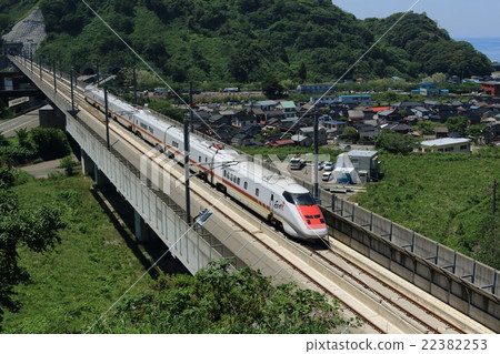 Hokuriku Shinkansen 22382253