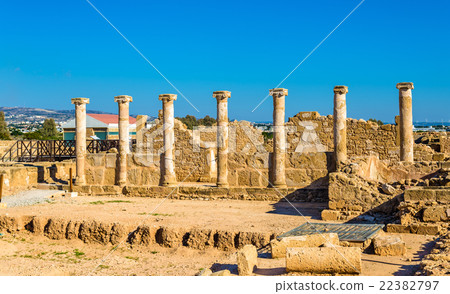 Roman columns in Paphos Archaeological Park - Roman columns in Paphos Archaeological Park - 22382797