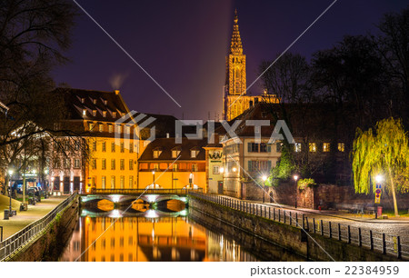Canal in Petite France area - Strasbourg, France Canal in Petite France area - Strasbourg, France 22384959