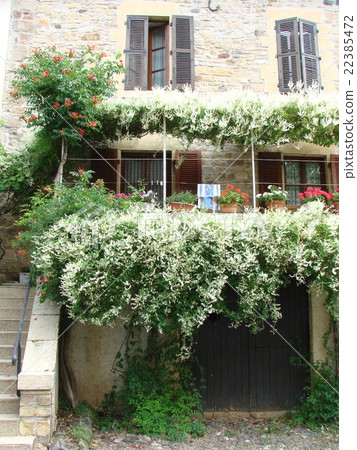France House with flowers Midi-Pyrénées region France House with flowers Midi-Pyrénées region 22385472