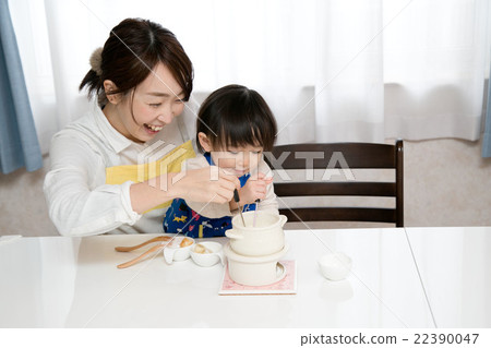 Infant food · Marshmallow fondue Infant food · Marshmallow fondue 22390047