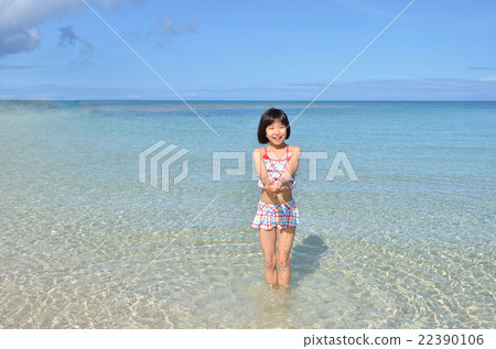 喜歡游泳的女孩 22390106