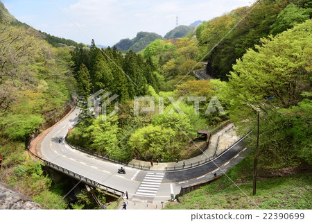 View from Usui Pass Eyeglass Bridge 22390699