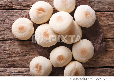 Freshly baked Moroccan bread mkhamer Freshly baked Moroccan bread mkhamer 22397488