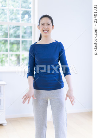 二十多歲的日本女性 22401333