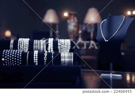Jewelry shop 22408455