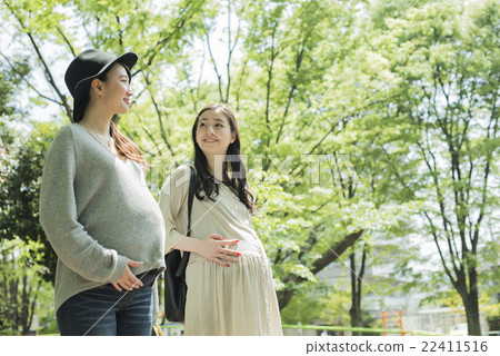 Maternity Friends Maternity Friends 22411516