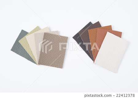 很多五顏六色的牛皮樣品織物 22412378