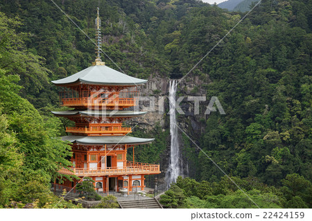 Wakayama Nachi Falls and Mie Tower (World Heritage) 22424159
