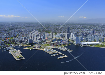 Yokohama Port / Yokohama Minato Mirai 22424464