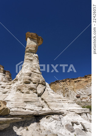 Wahweap Hoodoos 22426057
