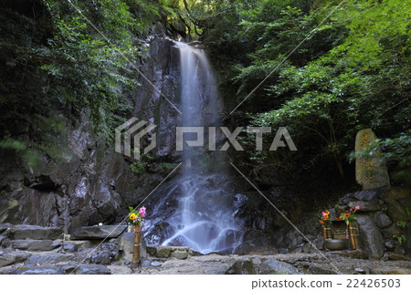 Momoo waterfall Momoo waterfall 22426503