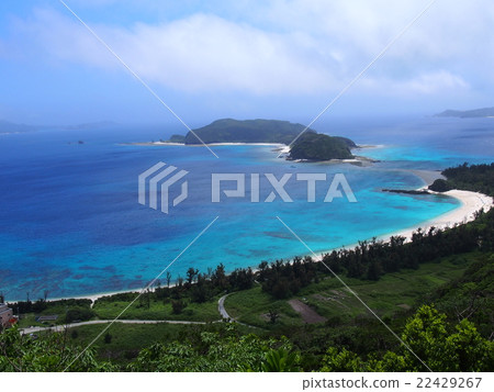 Old Zamami Beach seen from Takatsukiyama Observatory Old Zamami Beach seen from Takatsukiyama Observatory 22429267