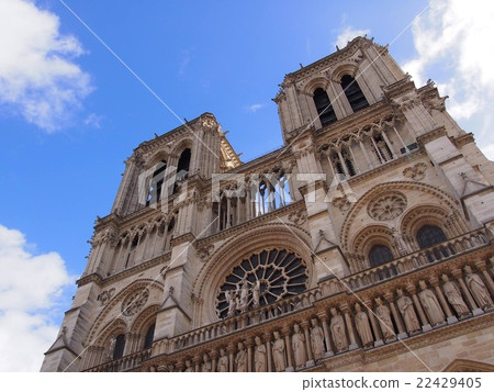 巴黎圣母院 22429405