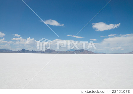 Bonneville Salt Flat 22431078