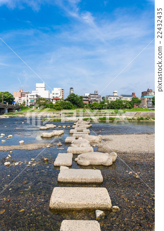 京都鴨川三角洲的墊腳石 22432435