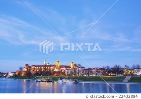 Wawel Castle in the evening in Krakow, Poland 22432884
