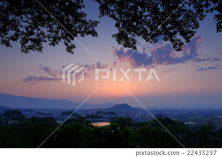 Sunset at Mt. Unebo and Mt. Futami (Asuka Village, Takashi-gun, Nara Prefecture) Sunset at Mt. Unebo and Mt. Futami (Asuka Village, Takashi-gun, Nara Prefecture) 22435237