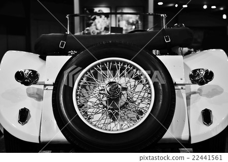 一輛著名汽車的老汽車 22441561