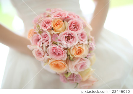 A bouquet 22446050
