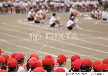 A scene of the athletic meeting 22448699