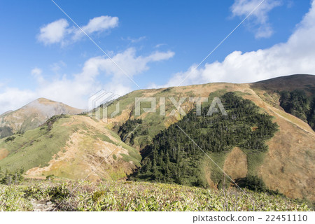 秋天的火山 22451110