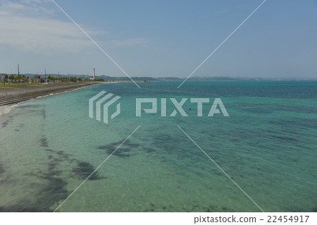 從Uruma市海洋文化博物館（水下道）希望Kin Bow Bay的沖繩 22454917