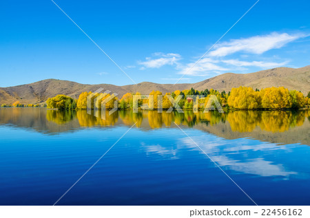 Autumn reflections at Wairepo Arm, Lake Ruataniwha Autumn reflections at Wairepo Arm, Lake Ruataniwha 22456162