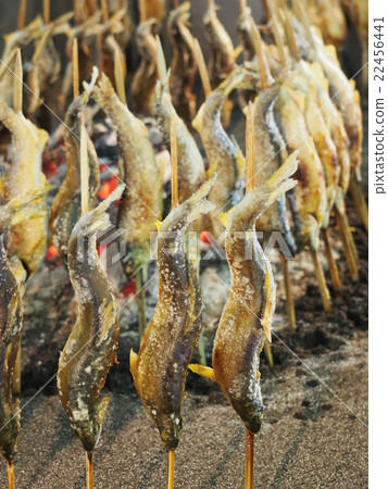 鹽烤三文魚 鹽烤三文魚 22456441