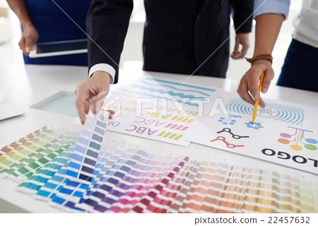 Choosing color palette Choosing color palette 22457632