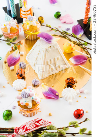 Easter dessert 22460755