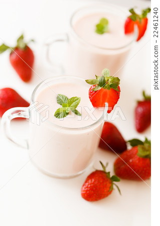 strawberry smoothie strawberry smoothie 22461240