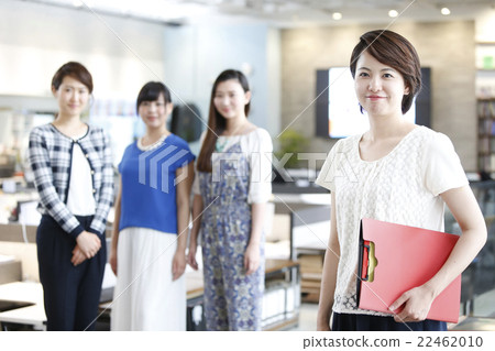 Woman working in the office 22462010