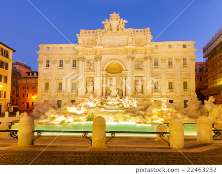 Fountain di Trevi in Rome, Italy 22463232