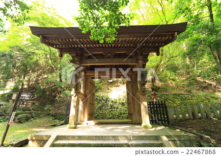 Kuramaderaji Gate 22467868