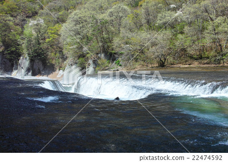 Fubuzuki waterfall 22474592