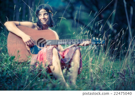 Hippy girl Hippy girl 22475040