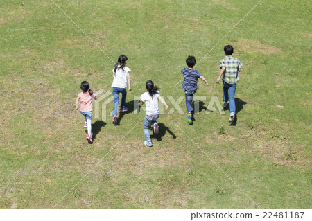 Outdoor elementary school student Outdoor elementary school student 22481187